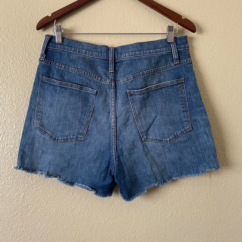 Madewell high rise denim shorts in Glenoaks wash